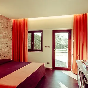 Hotel Ways Garden & Leisure, Roma