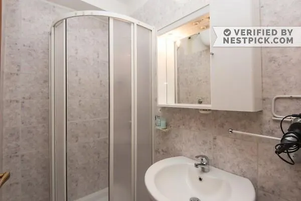 Vatican Rooms Guest House Roma 2*,